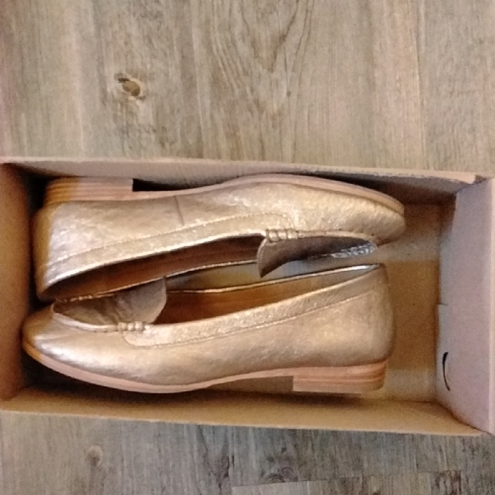 SOFFT ROSE METALLIC Gold Kambray Loafers for Women